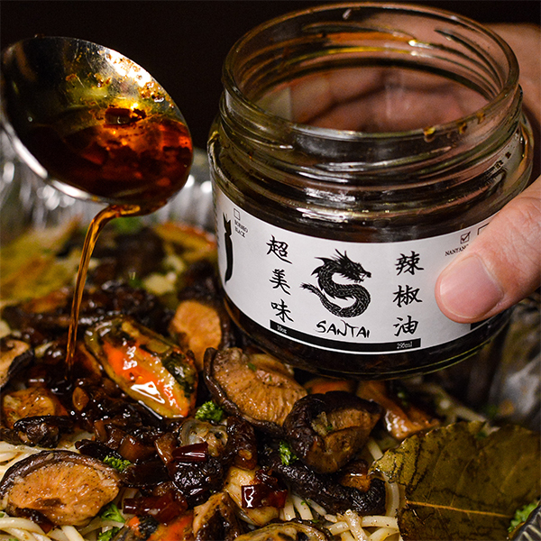 Thumbnail 3 - Santai Nanyang Red Chili Oil