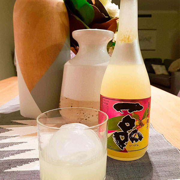 Thumbnail 2 - Ippin Yuzu Sake
