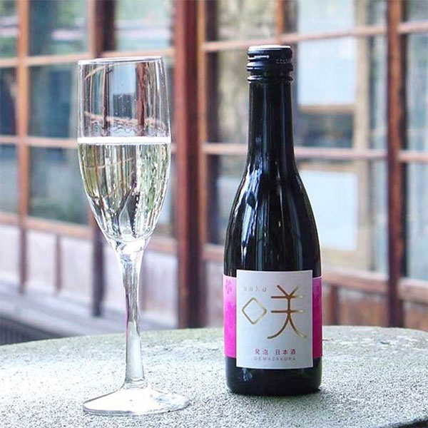 Thumbnail 2 - Dewazakura Sparkling Junmai Saku