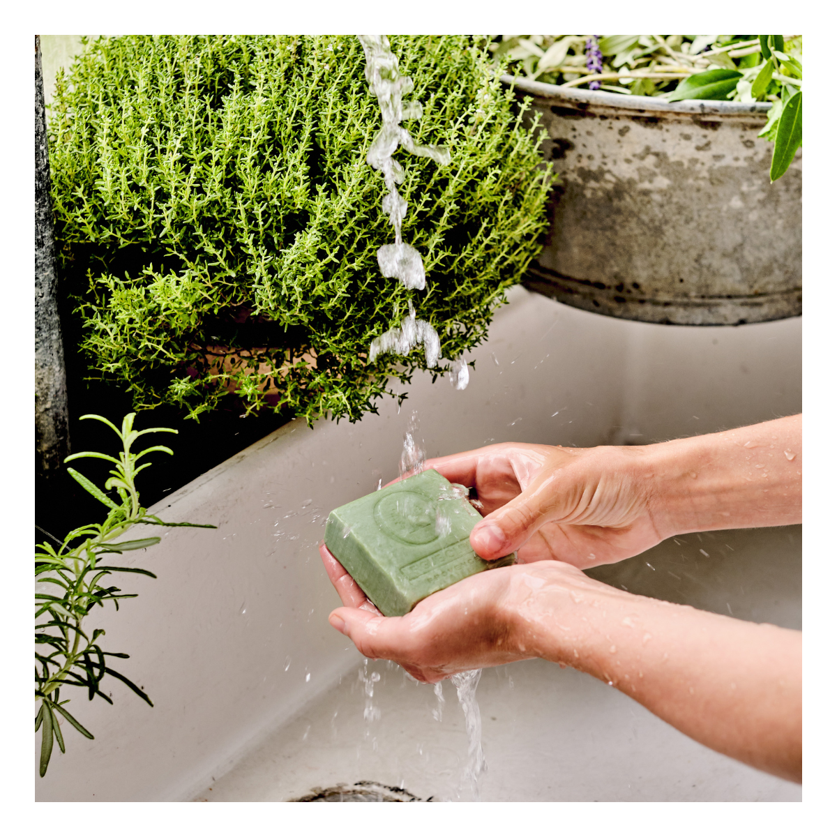 Thumbnail 2 - Oliviers & Co Natural Fig & Olive Soap
