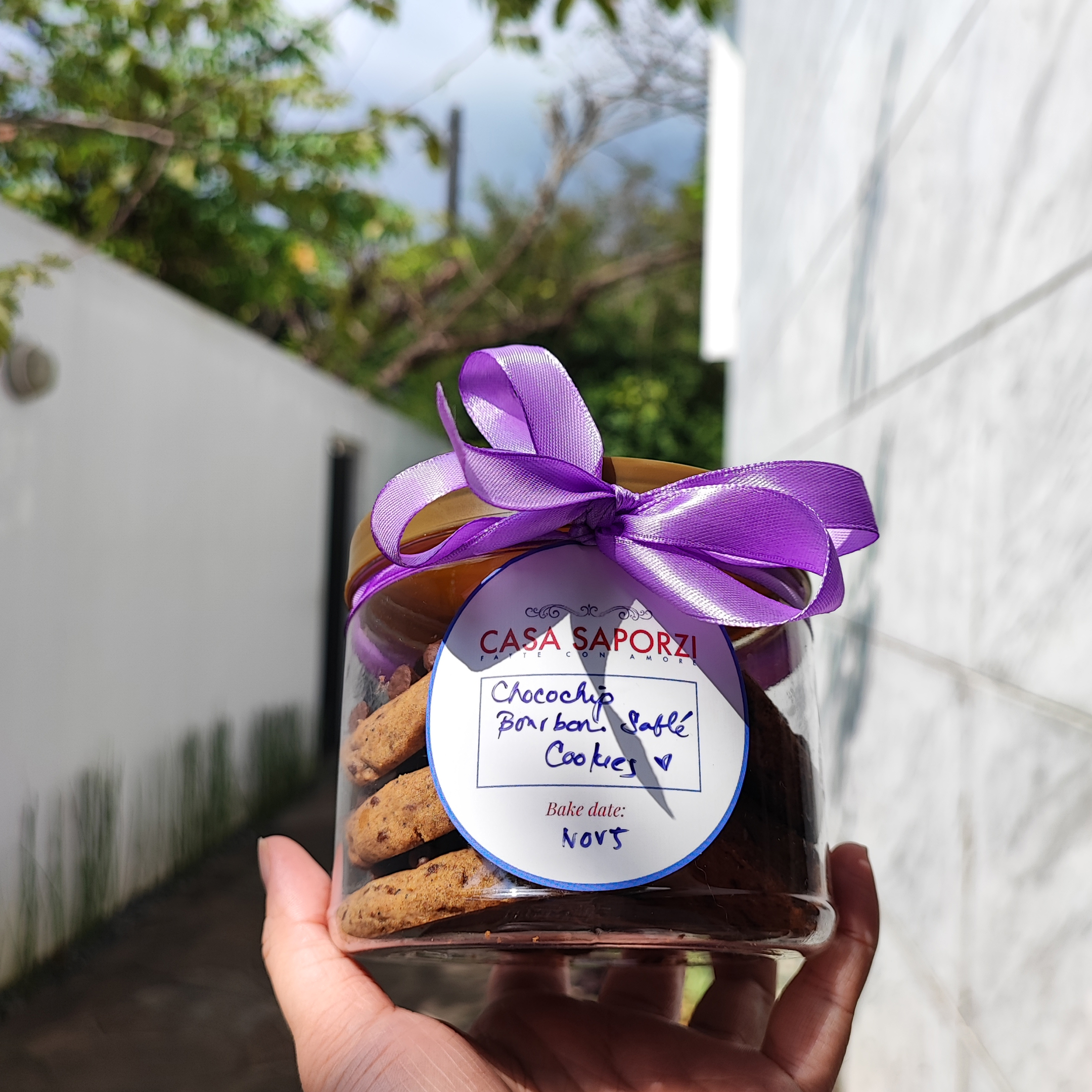 Thumbnail 3 - Casa Saporzi Choco Chip Bourbon Sablé Cookies