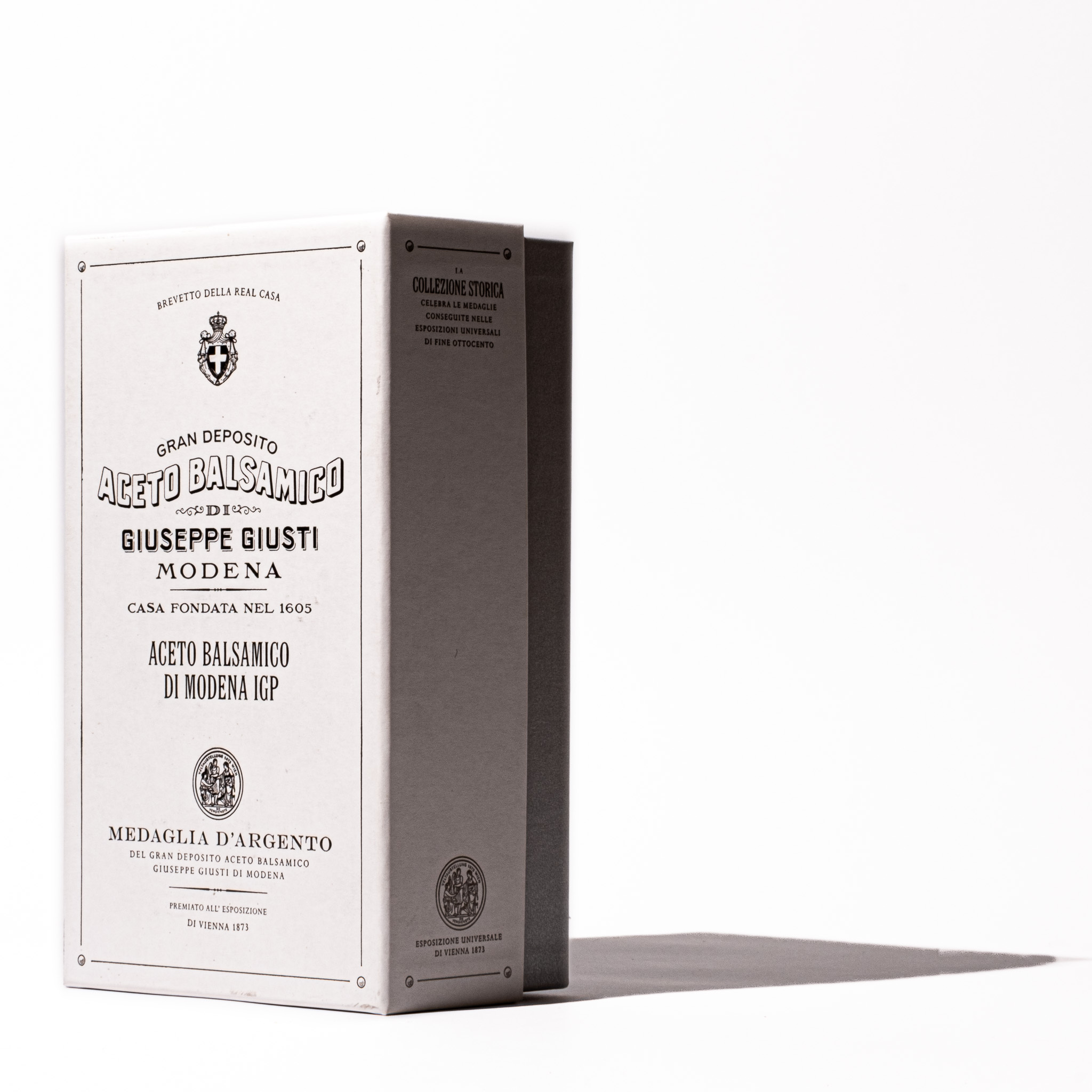 Thumbnail 2 - Giuseppe Giusti Silver Medal Balsamic Vinegar di Modena IGP