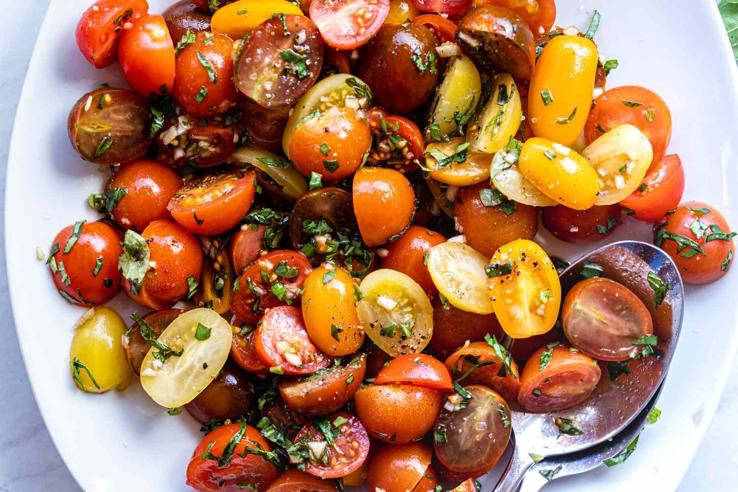 Thumbnail 2 - Heirloom Tomato Balsamic Salad Kit