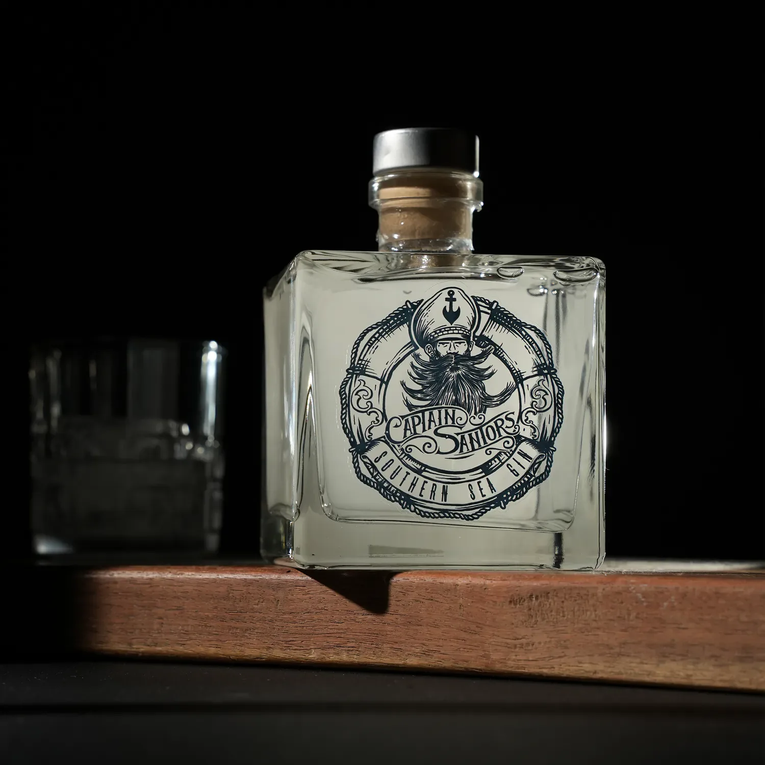 Thumbnail 2 - Captain Santor’s South Sea Craft Gin