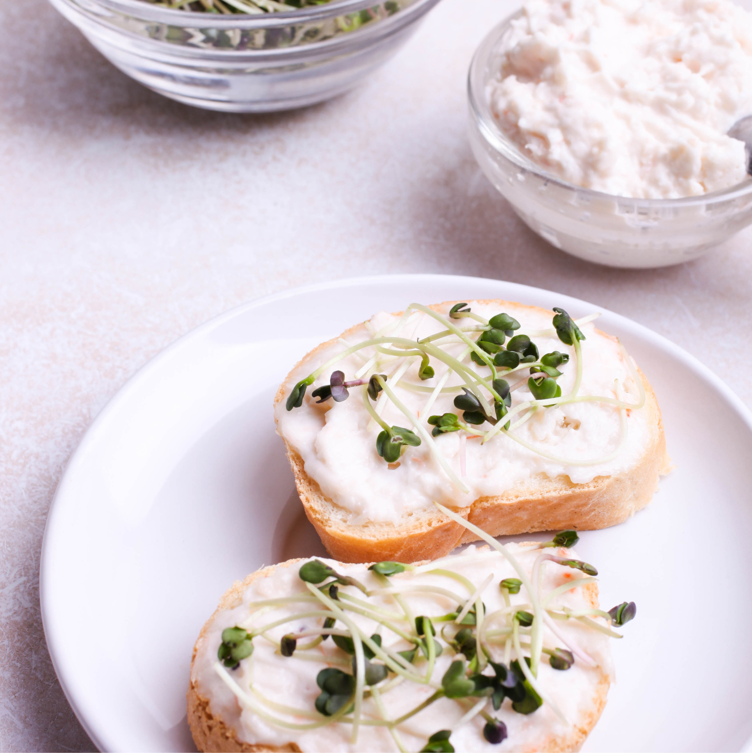 Thumbnail 2 - Future Fresh Radish Microgreen